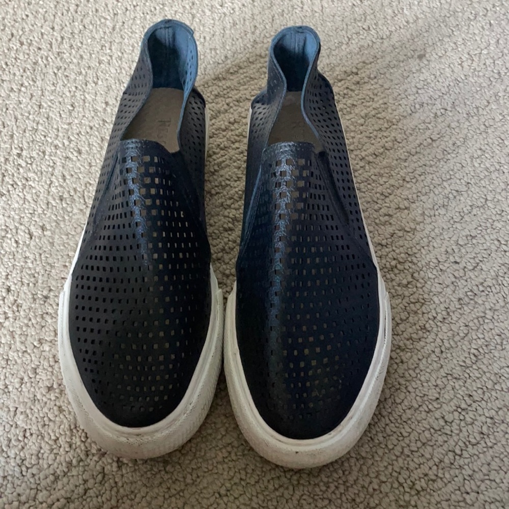women’s size 9 black cutout slip on shoes
